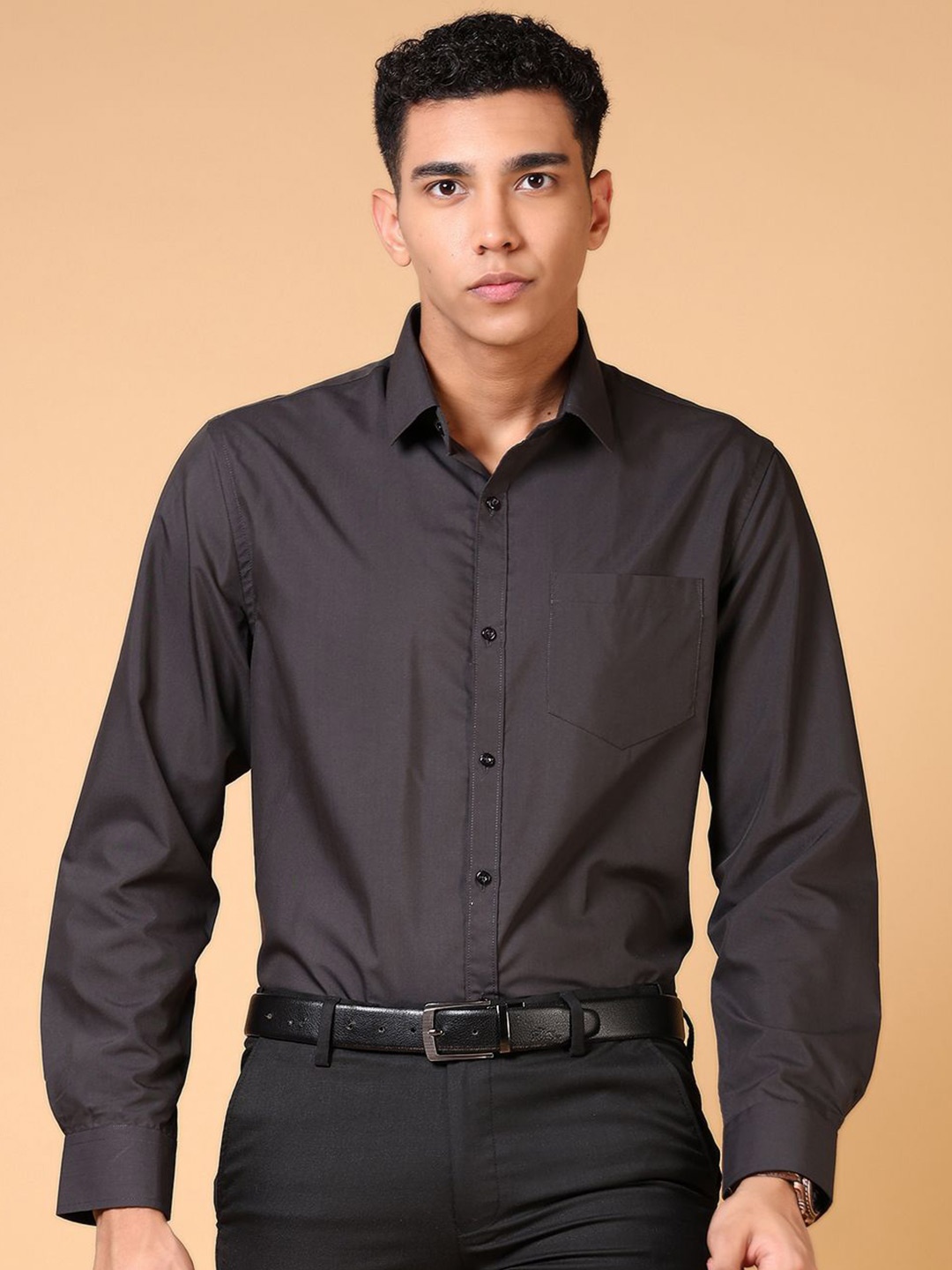 

J White by Vmart Men Slim Fit Spread Collar Solid Cotton Formal Shirt, Charcoal