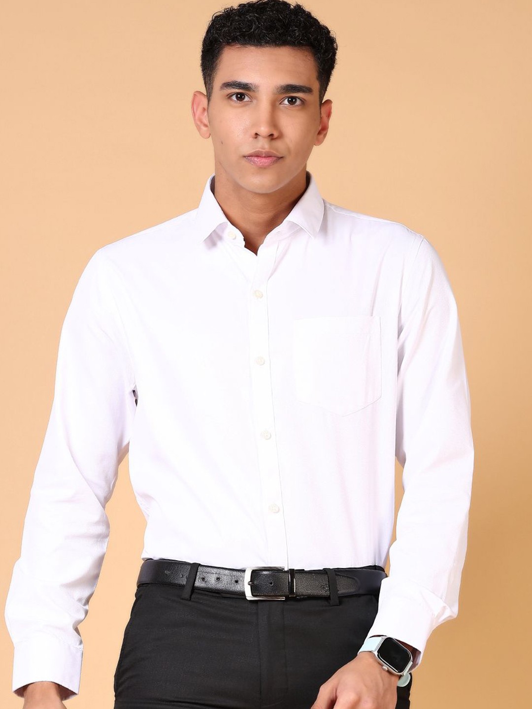 

J White by Vmart Men Slim Fit Spread Collar Solid Cotton Formal Shirt