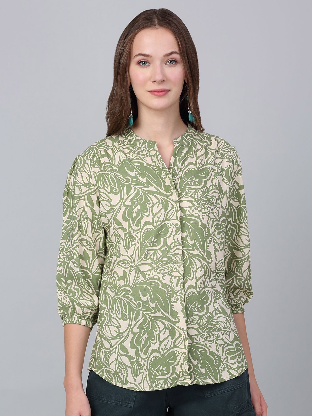 

Cantabil Women Mandarin Collar Printed Tunic, Green