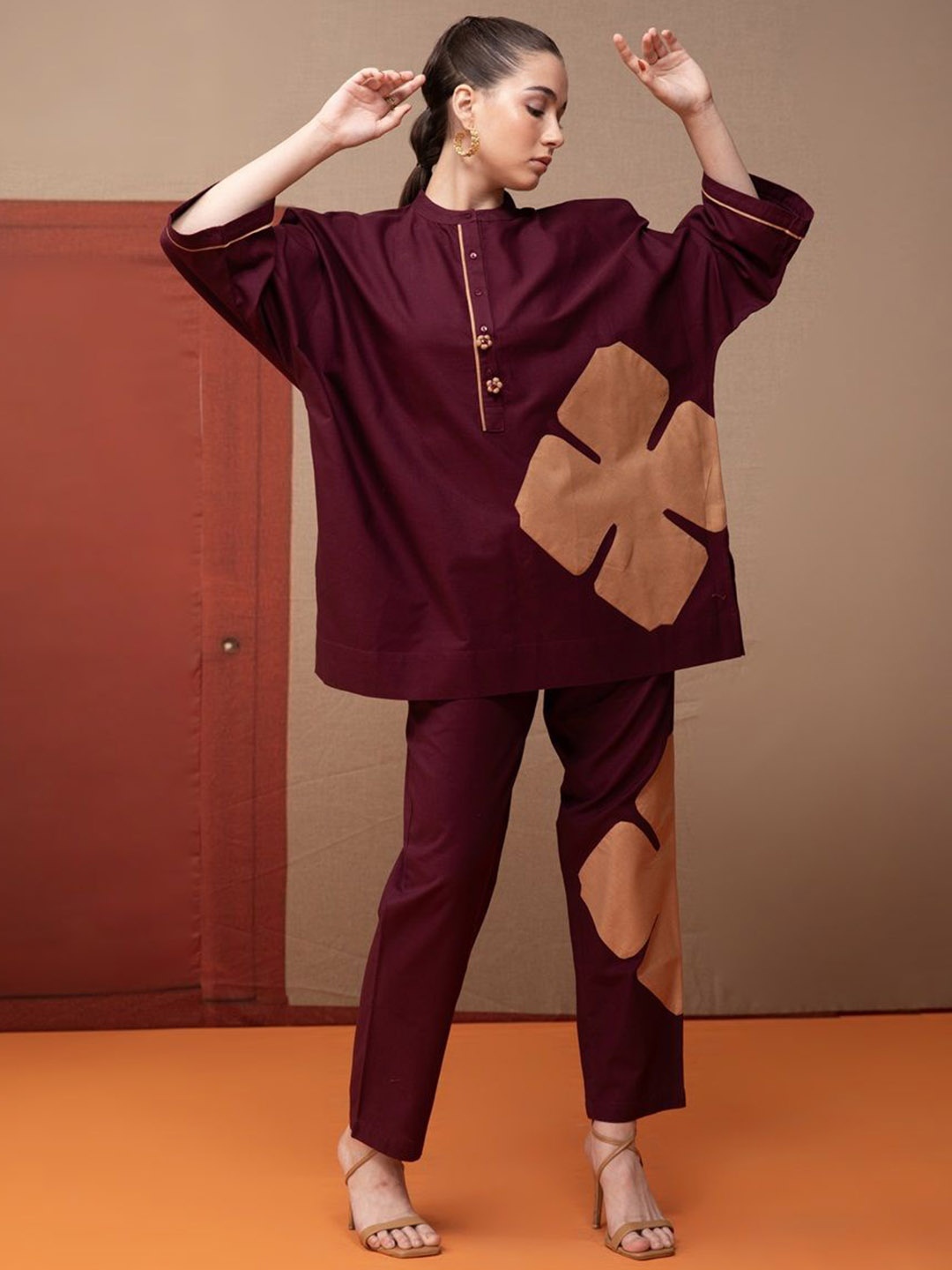 

Bannos Swagger Burgundy Applique-Detail Tunic With Trouser