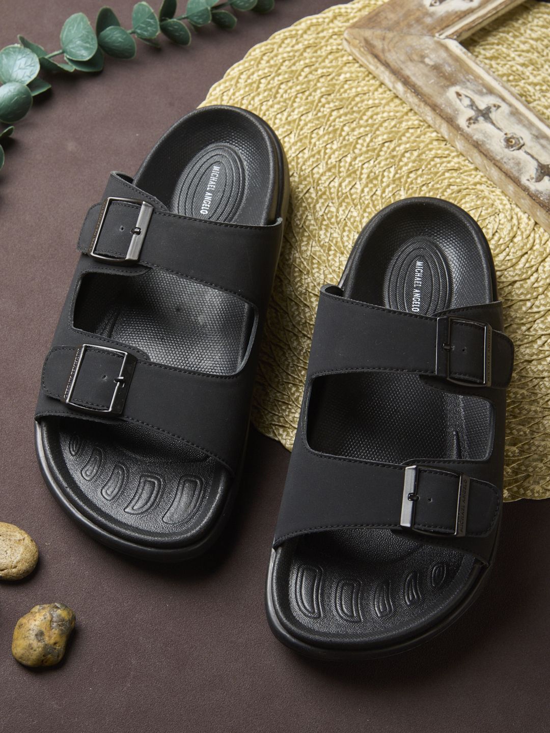 

MICHAEL ANGELO Men Slip-On Flip Flops, Black