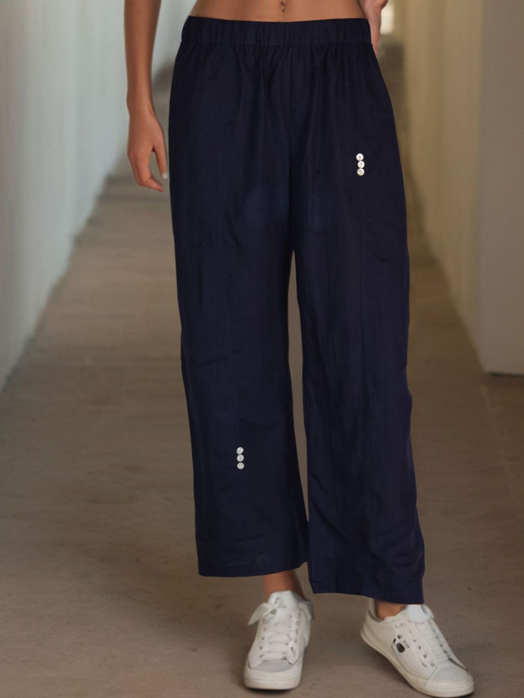 

HOUSE OF JAMOTI Women Mid-Rise Linen Pant, Navy blue