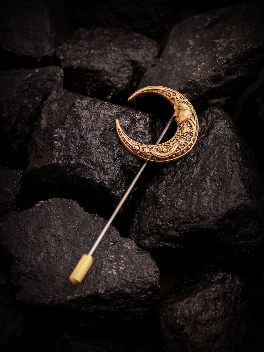 

COSA NOSTRAA Men Gold Toned Lunaria Lapel Pin Brooch