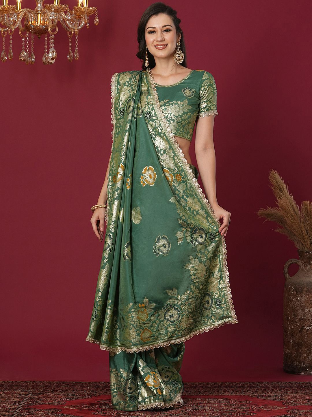 

Satrani Woven Design Floral Zari Banarasi Saree, Green