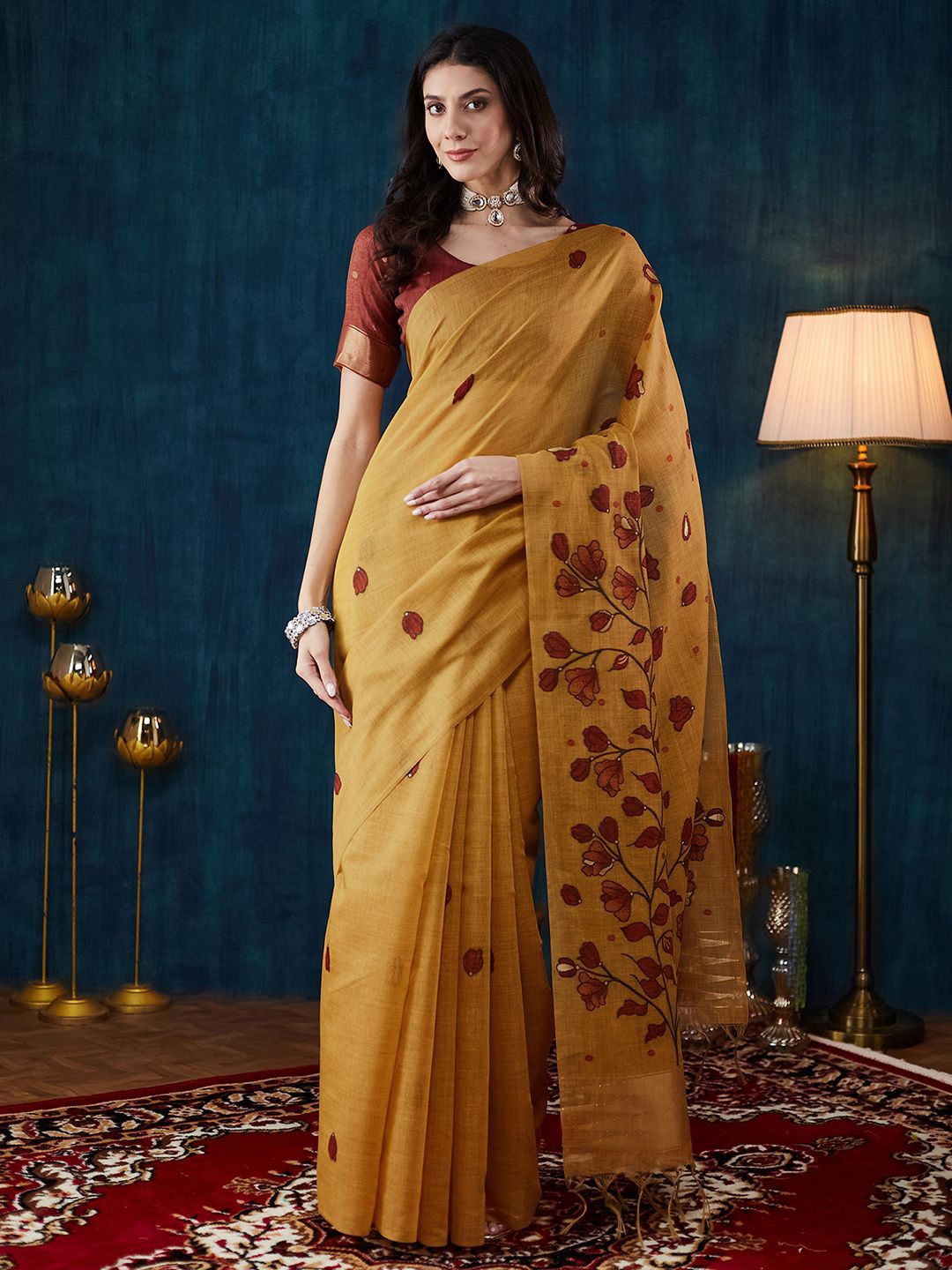 

Satrani Woven Design Floral Embroidered Saree, Gold