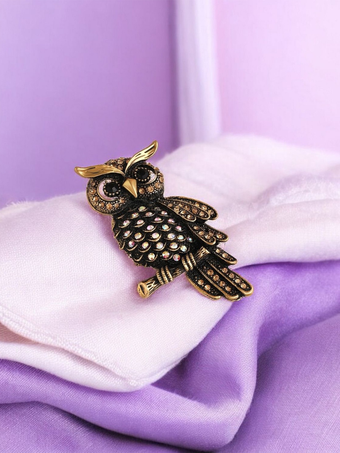 

Mahi Copper-Toned Owl-Shaped Stone Studded Lapel Pin Brooch