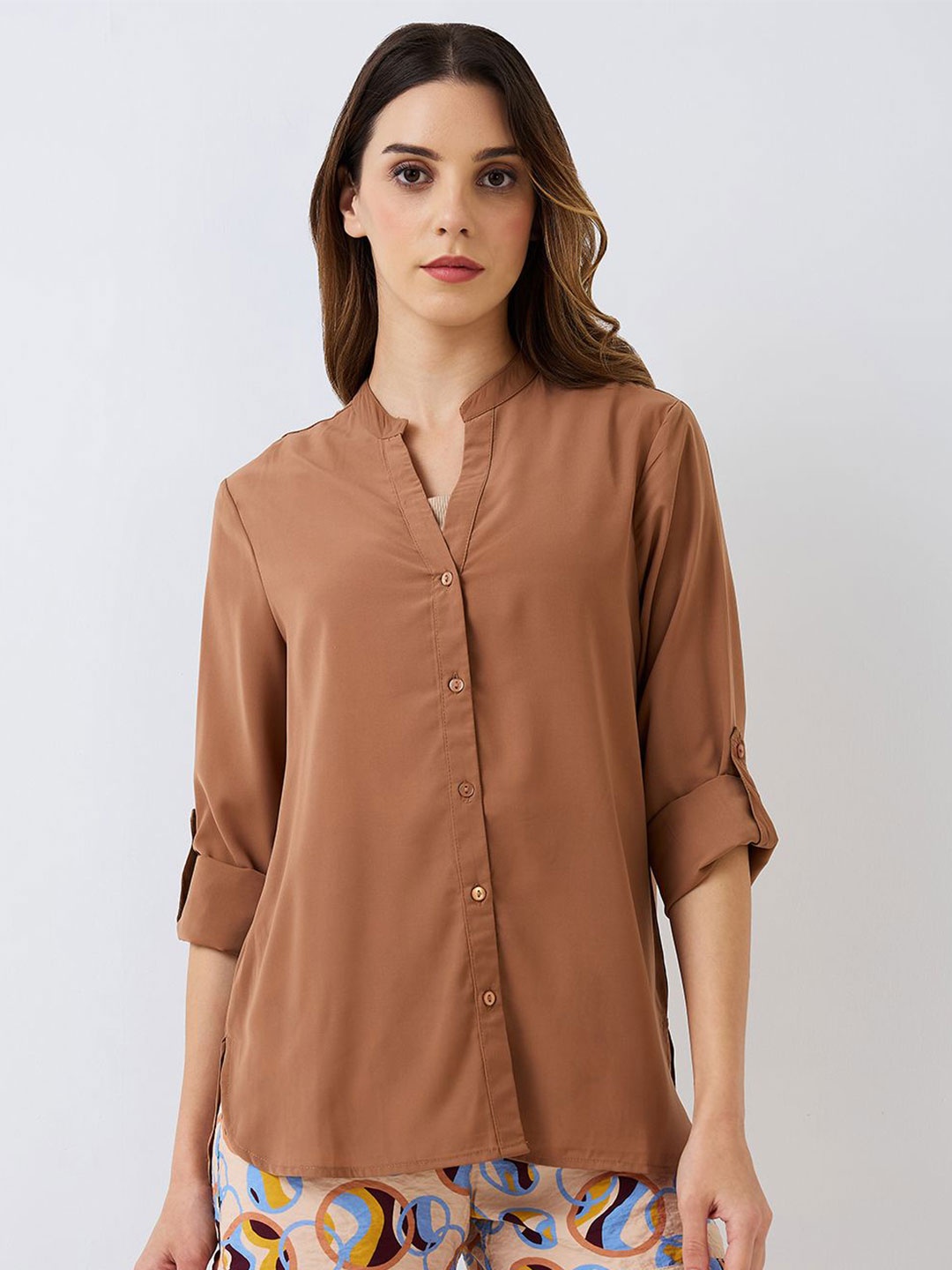 

HERE&NOW Mandarin Collar Roll-Up Sleeves Shirt Style Top, Brown