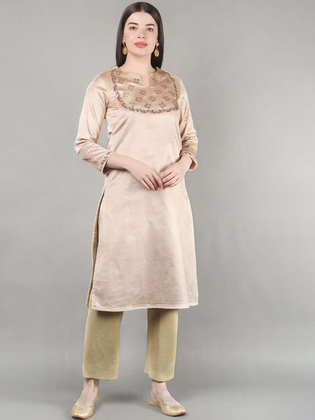 

BARARA ETHNIC Floral Embroidered Zari Notch Neck Velvet Straight Kurta, Beige