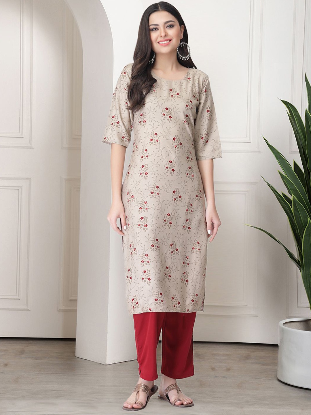 

7Threads Floral Printed Round Neck Kurta With Trousers, Beige