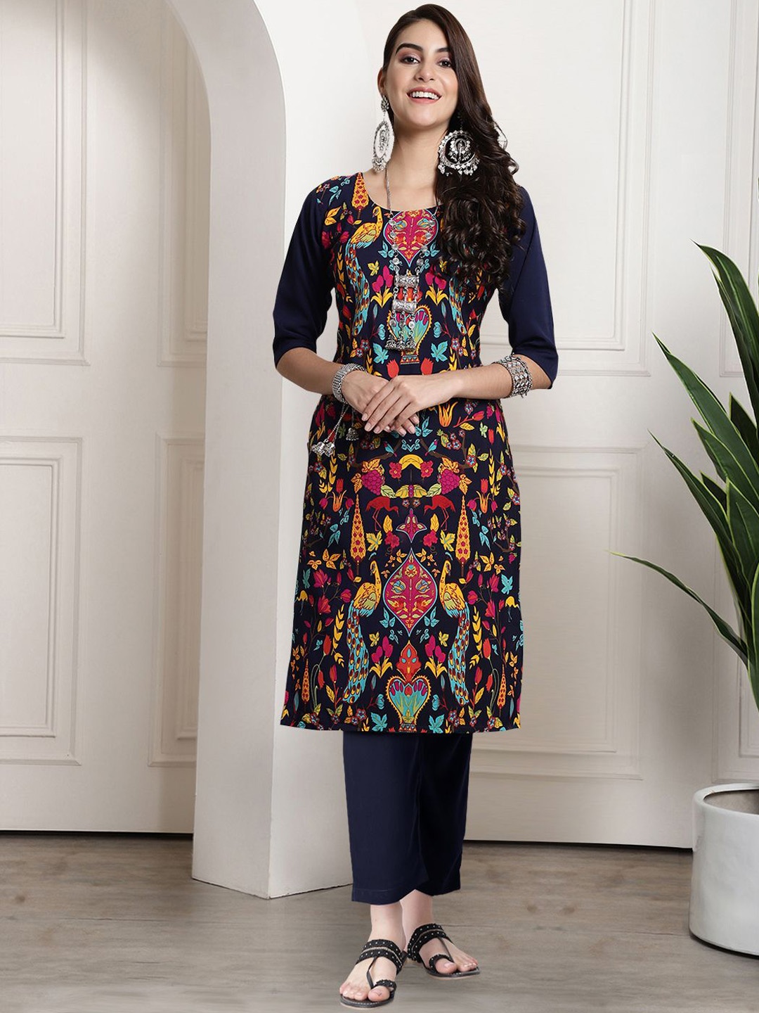

7Threads Ethnic Motifs Printed Round Neck Kurta With Trouser, Navy blue