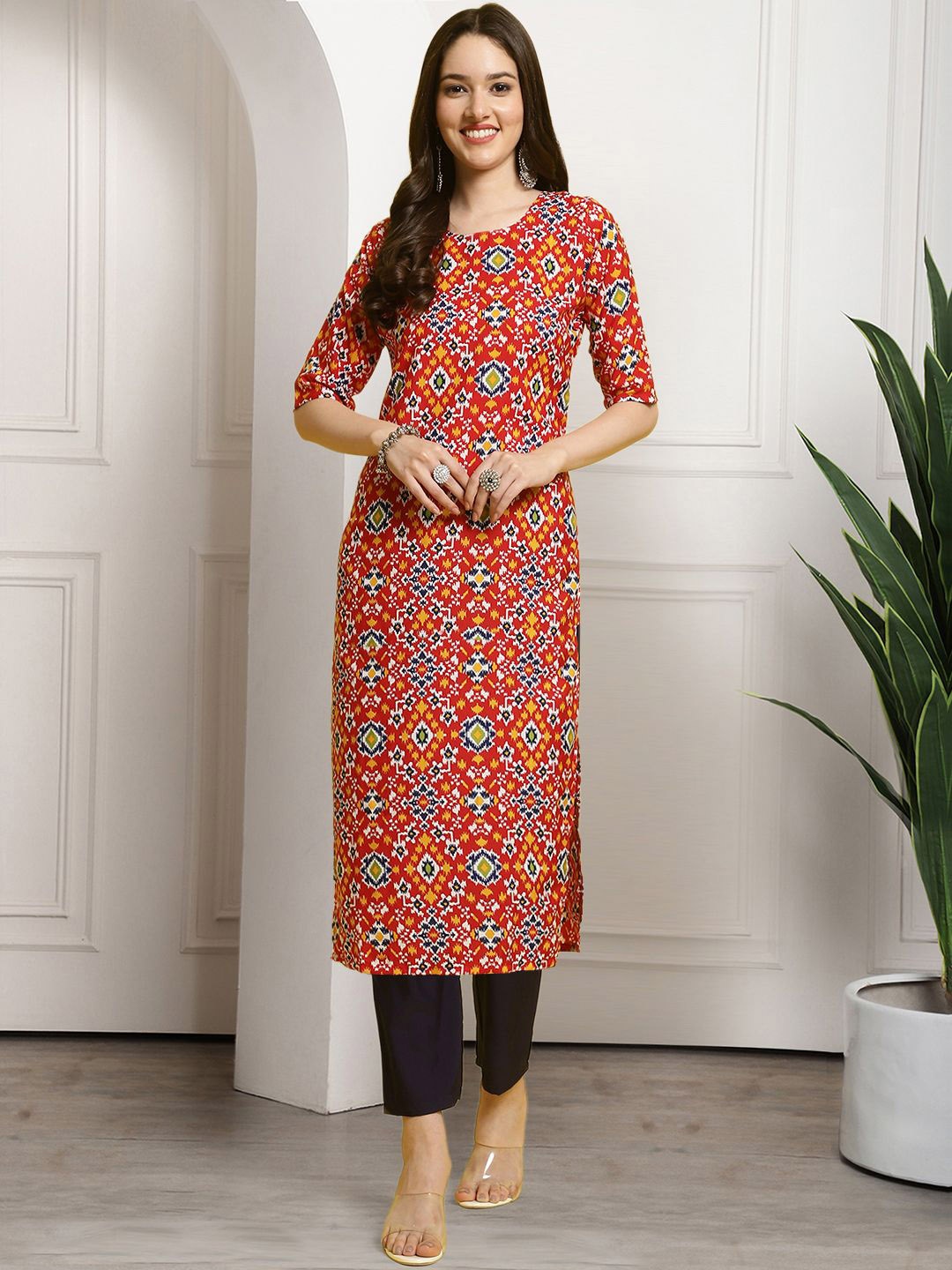

7Threads Geometric Printed Round Neck Kurta With Trousers, Red