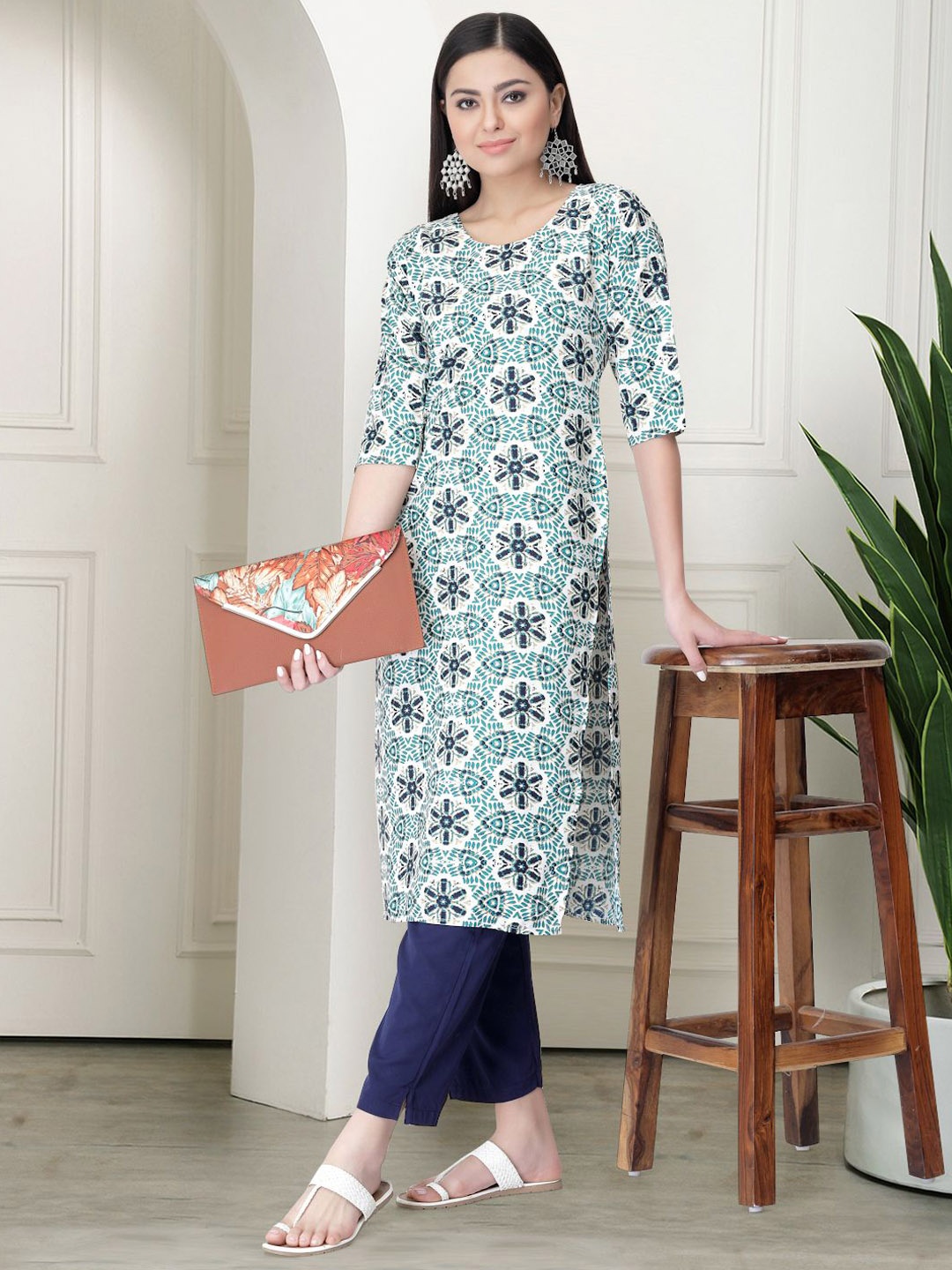 

7Threads Ethnic Motifs Printed Round Neck Kurta With Trousers, White