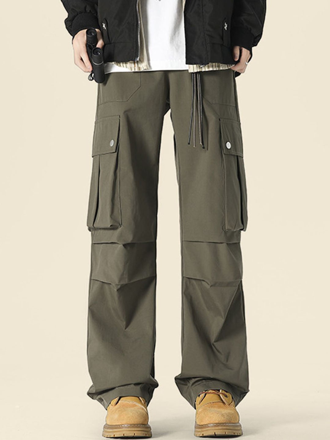 

StyleCast Men Loose Fit Mid-Rise Cargos Trousers, Green