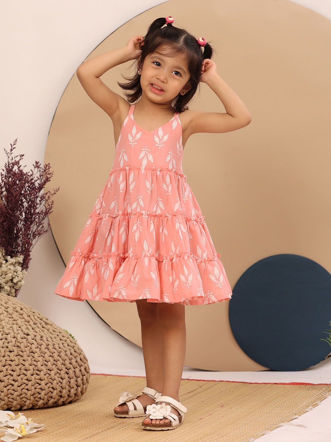 

Casa Ninos Girls Shoulder Straps Sleeveless Floral Print Tiered A-Line Dress, Pink