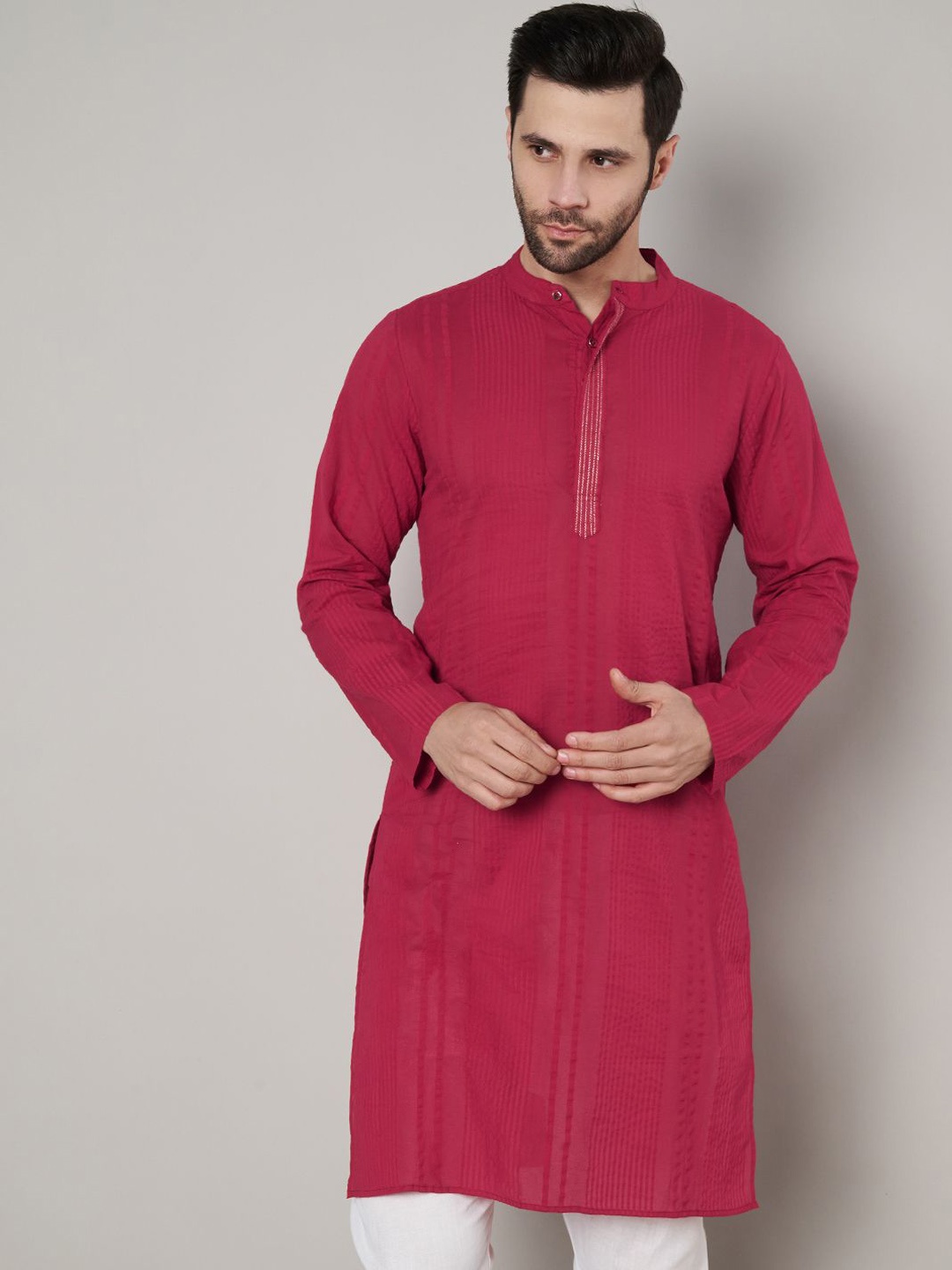 

FABRIC FITOOR Embroidered Band Collar Straight Pure Cotton Kurta, Maroon