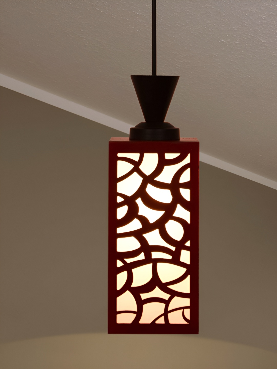 

Gojeeva Red Wood Square Shaped Wall Lamp