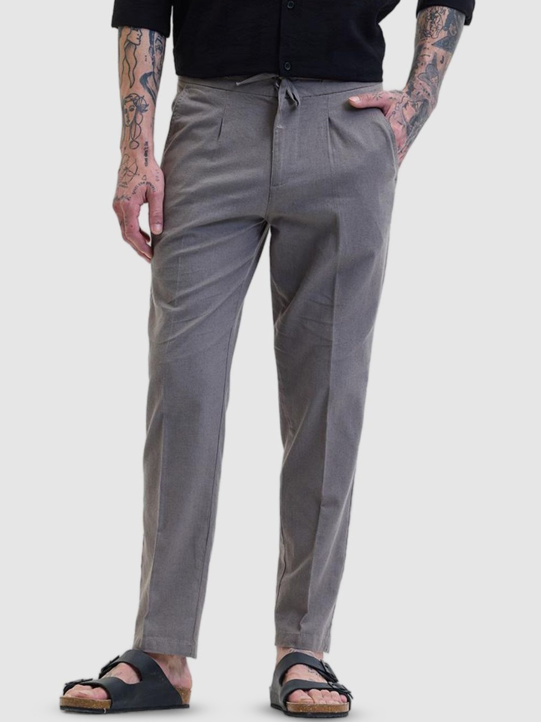 

Snitch Men Smart Slim Fit Pleated Trousers, Grey