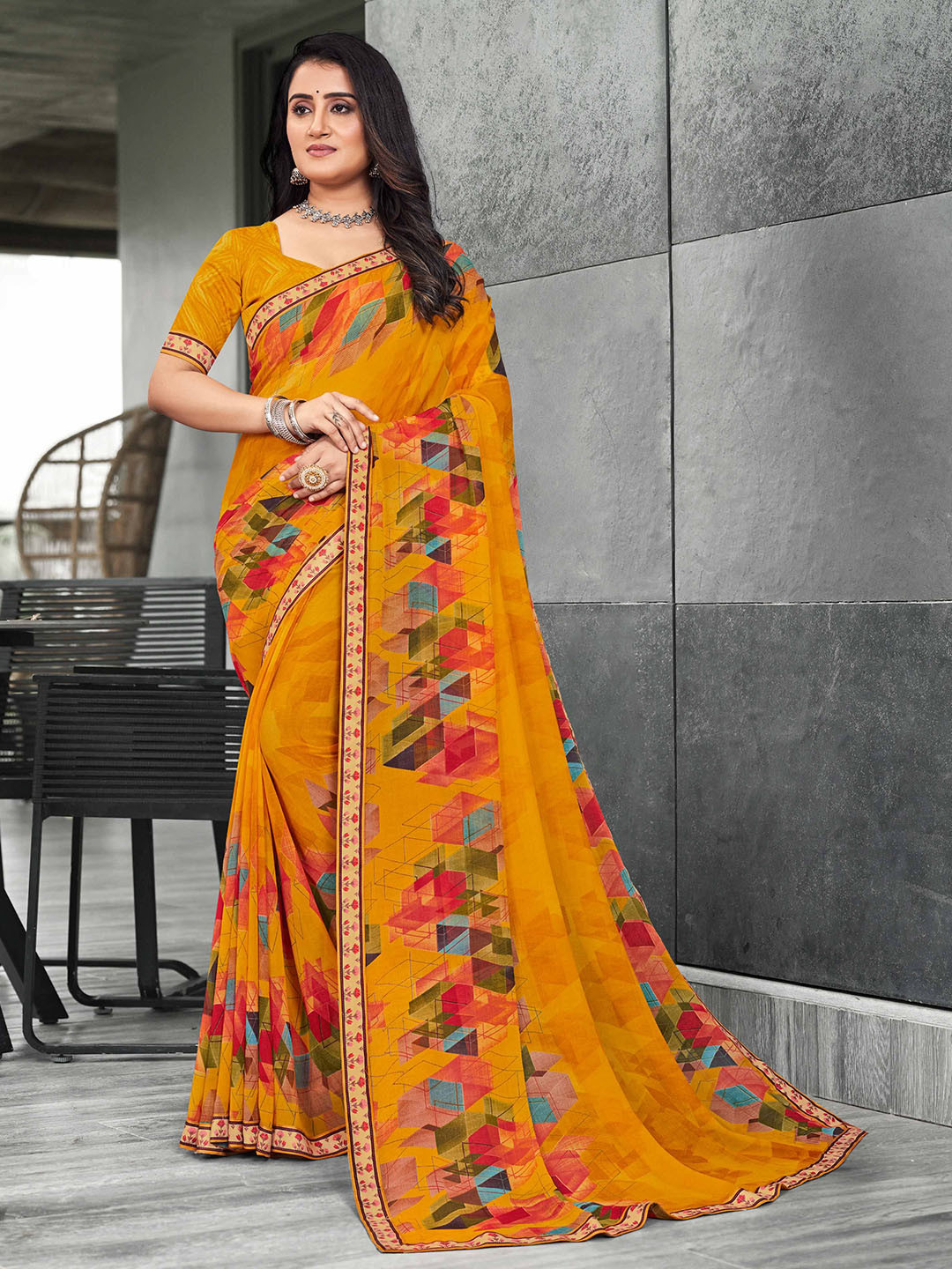 

Laxmipati Women Printed Embroidered Saree, Mustard