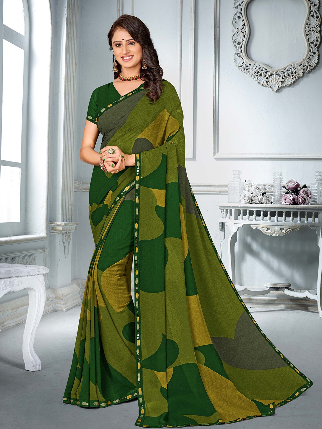 

Laxmipati Women Geometric Printed Embroidered Saree, Green