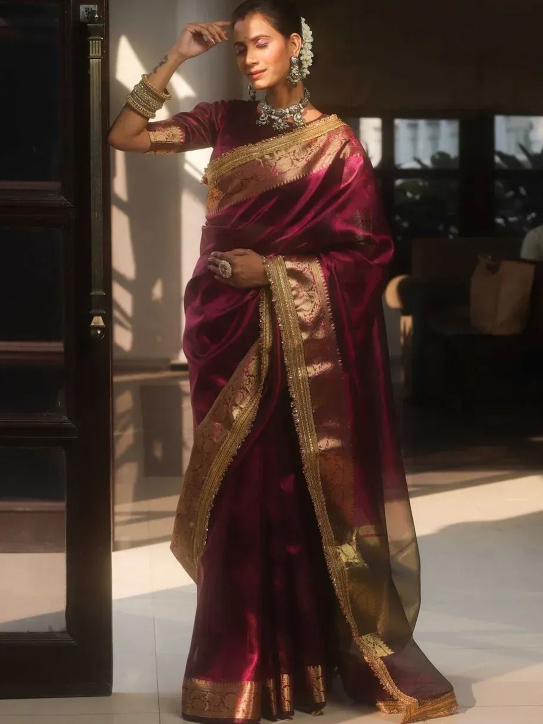 

bansari textiles Woven Design Zari Maheshwari Saree, Pink