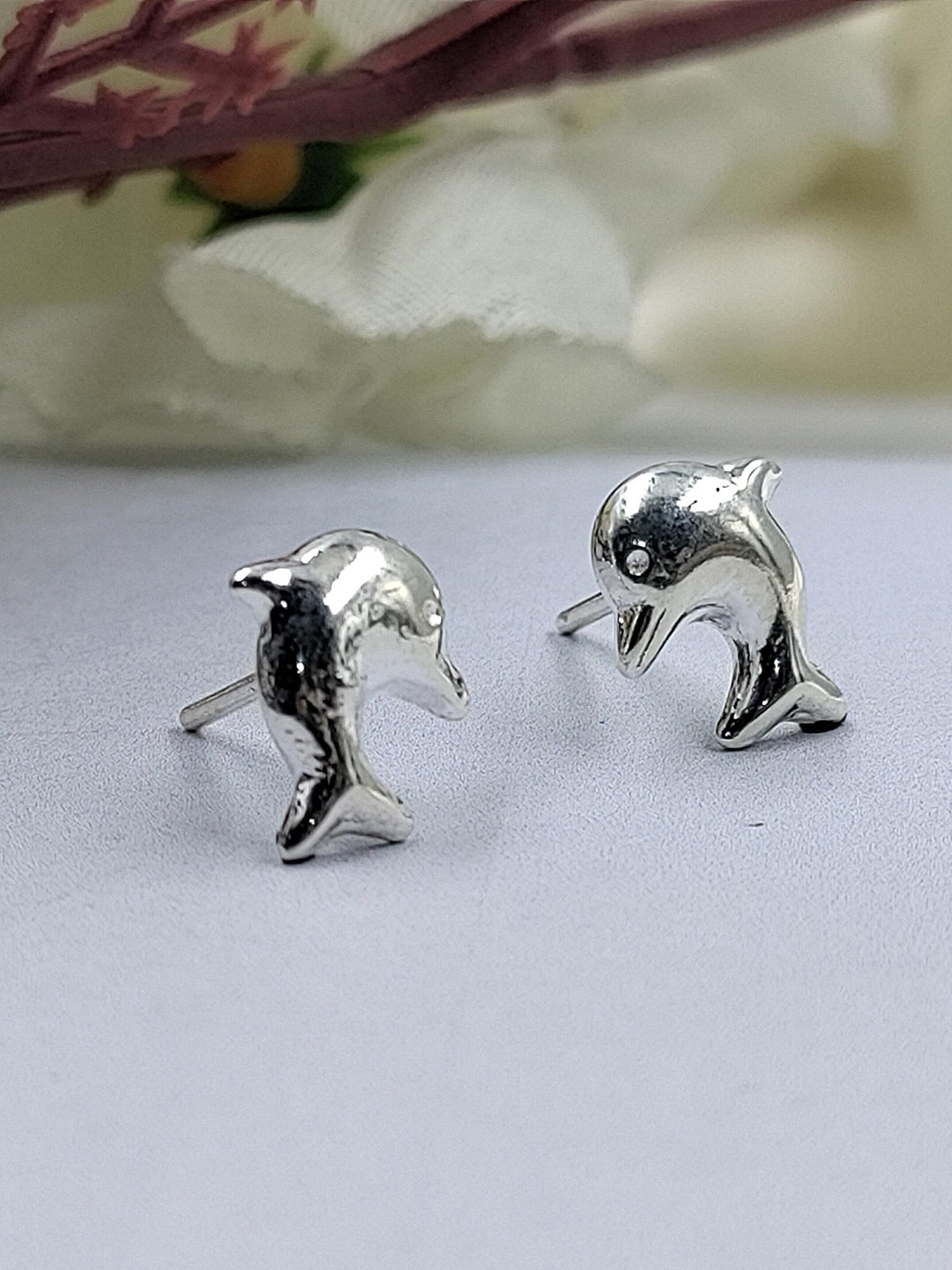 

AMONROO 925 Sterling Silver Rhodium-Plated Animal Shaped Studs