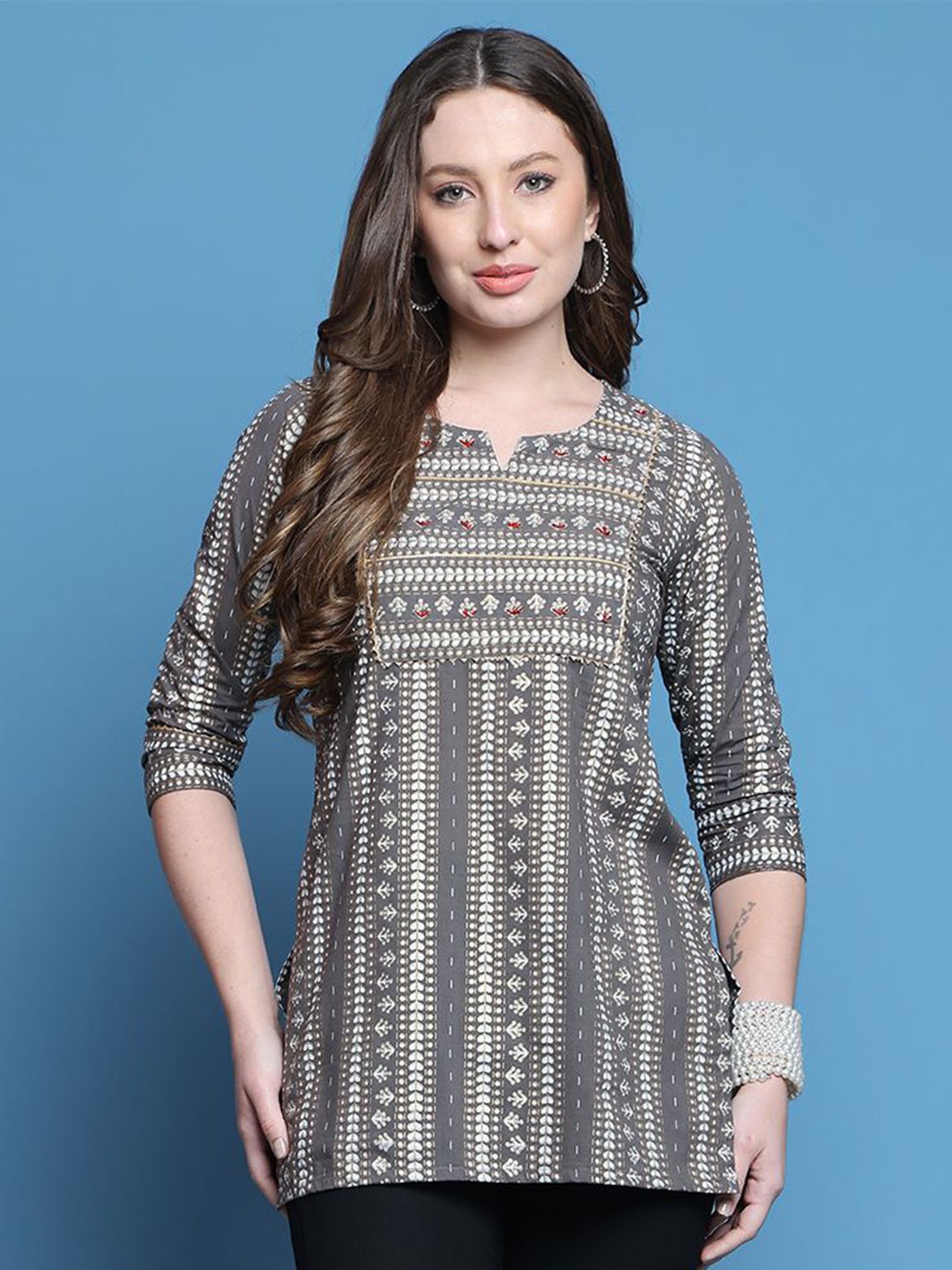 

Rajnandini Sweetheart Neck Printed Tunic, Grey