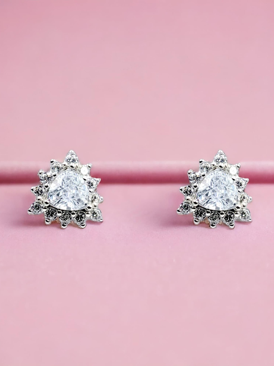 

AMONROO 925 Sterling Silver Rhodium-Plated Cubic Zirconia Stone Studded Classic Studs