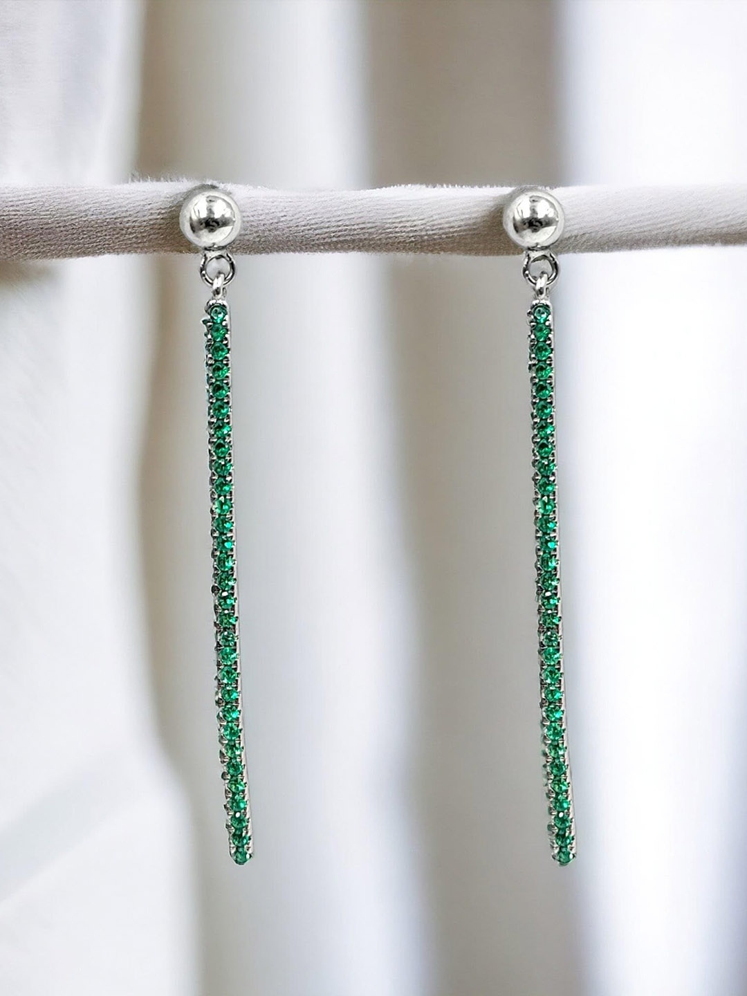 

AMONROO 925 Sterling Silver Cubic Zirconia Contemporary Shaped Drop Earrings, Green