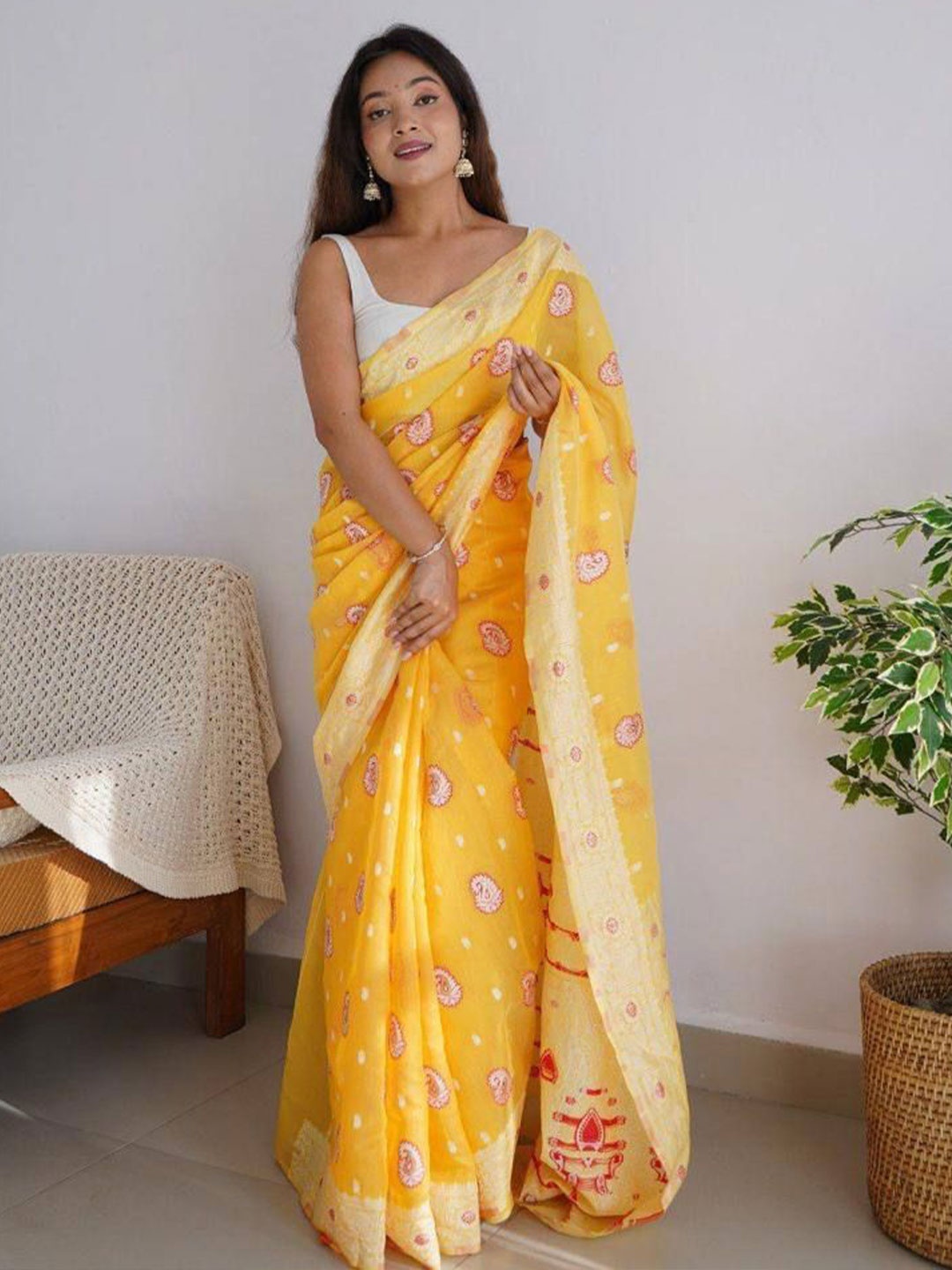 

ZIBLON Women Woven Design Paisley Zari Banarasi Saree, Yellow