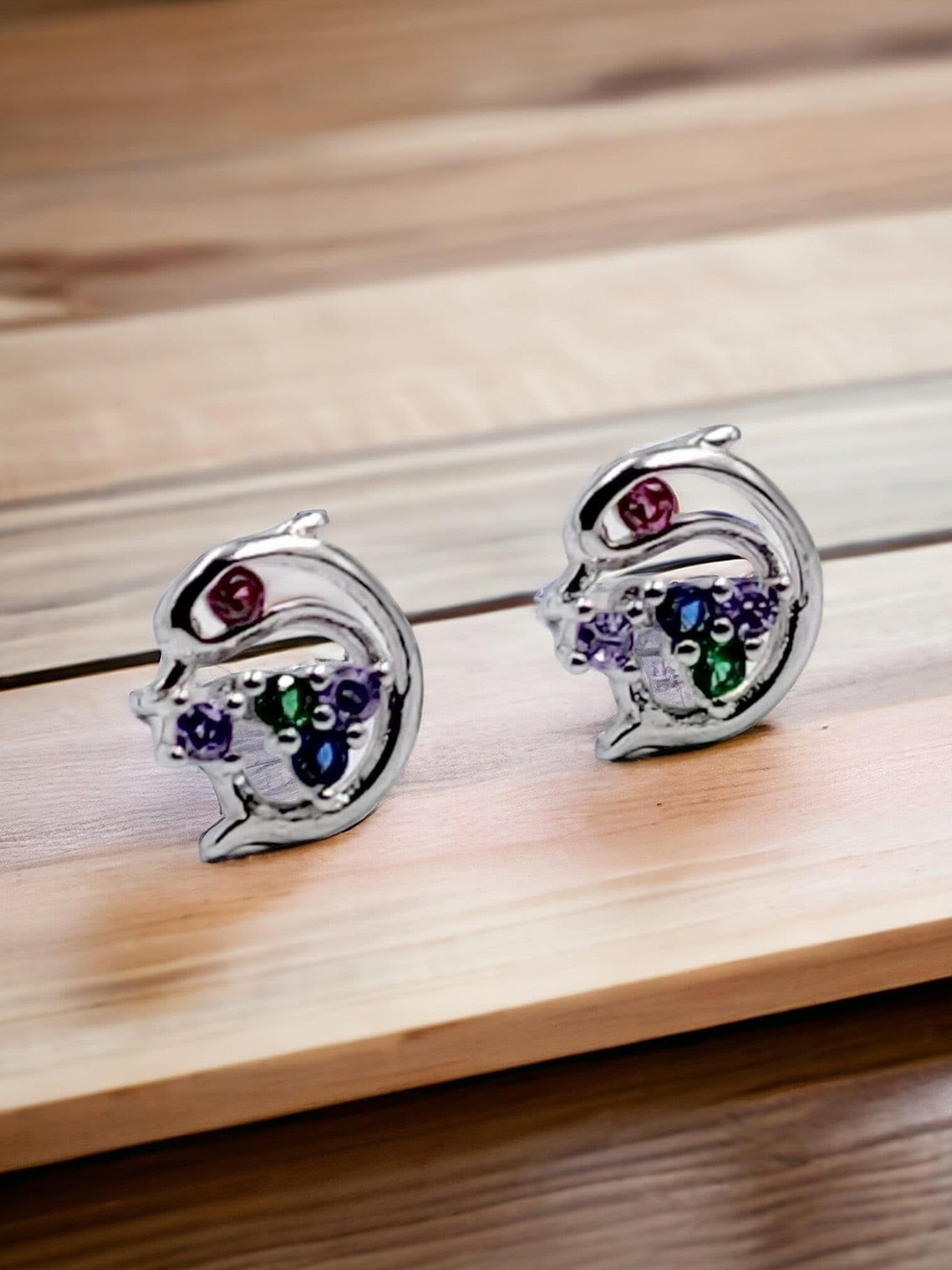 

AMONROO 925 Sterling Silver Rhodium-Plated Cubic Zirconia Animal Shaped Studs
