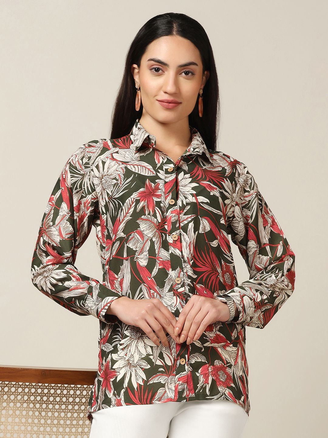 

Moda Rapido Women Spread Collar Floral Printed Casual Shirt, Green