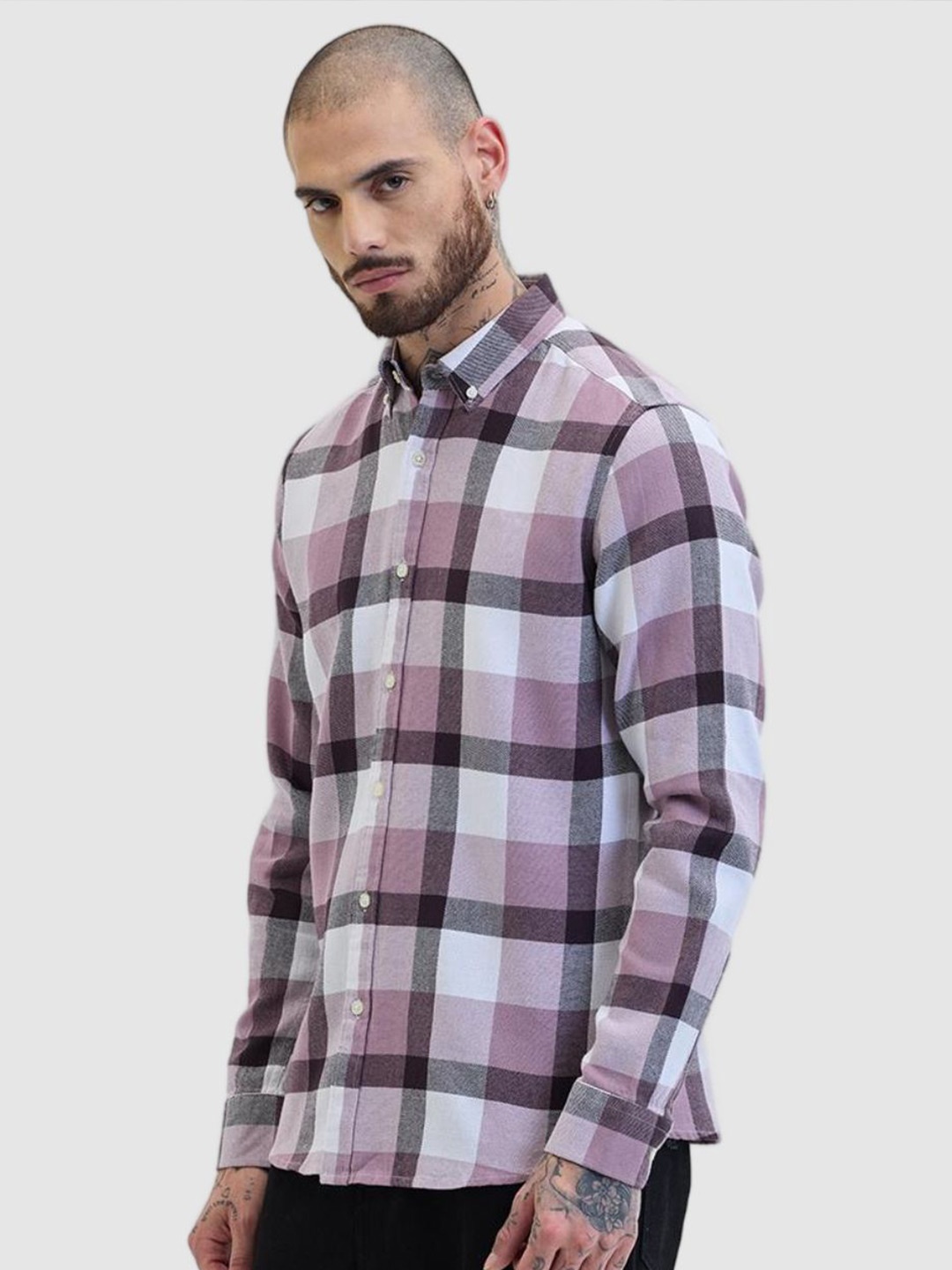 

Snitch Men Smart Slim Fit Button-Down Collar Checked Pure Cotton Casual Shirt, Lavender