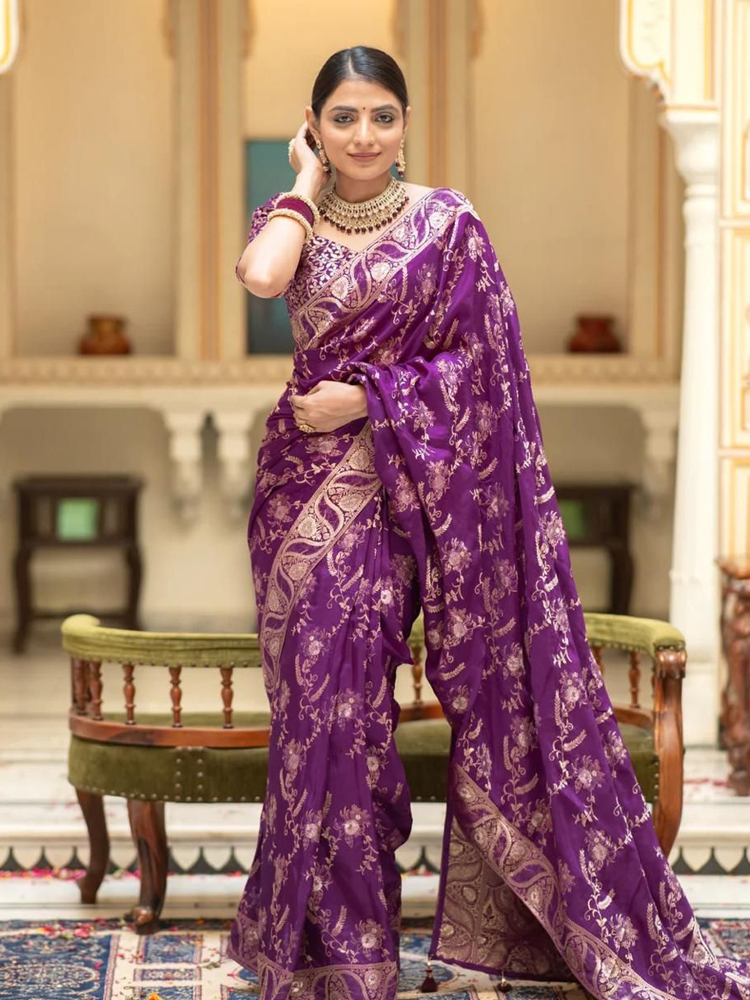 

ZIKARAA Woven Design Zari Pure Silk Kanjeevaram Saree, Purple