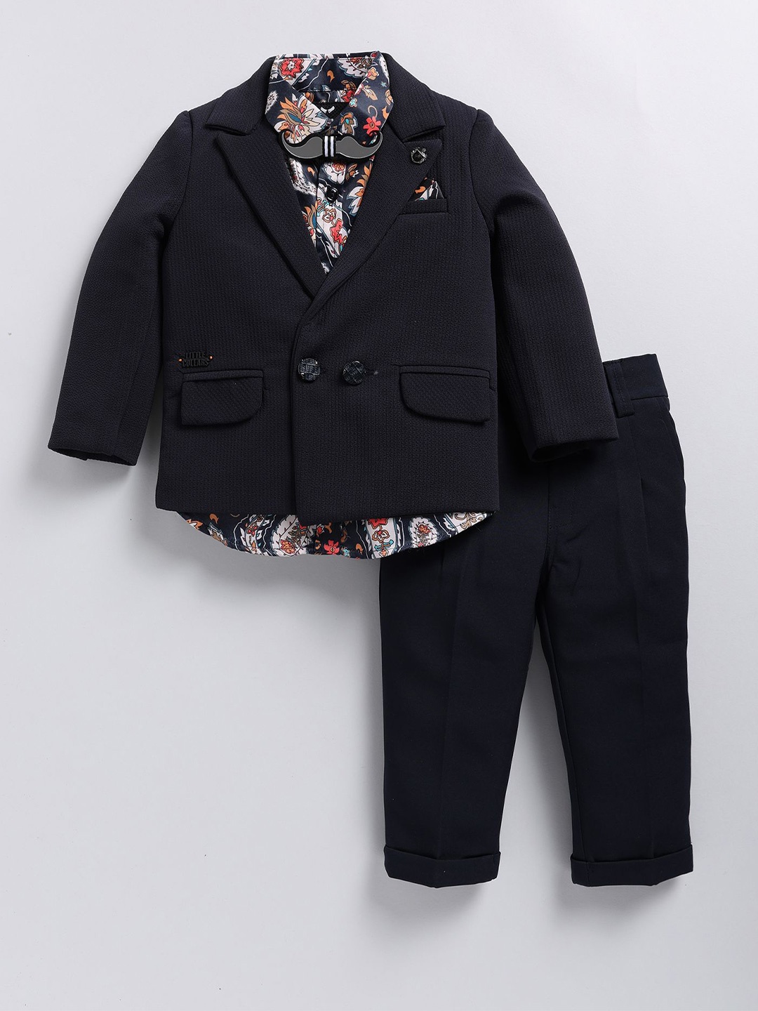 

LITTLE COLLARS Boys Notched Lapel Collar Long Sleeve Double-Breasted Four-Piece Suit, Navy blue