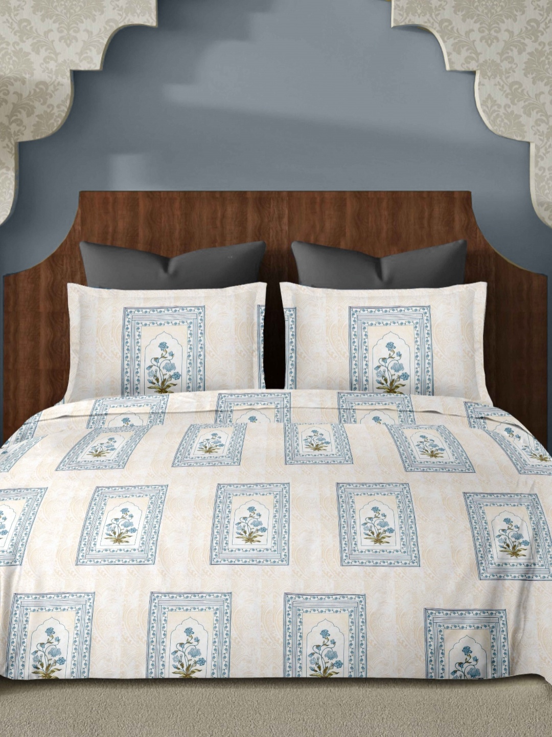 

Ariana Blue & Beige Ethnic Motifs 200 TC Cotton King Bedsheet Set 2.70 m x 2.70 m