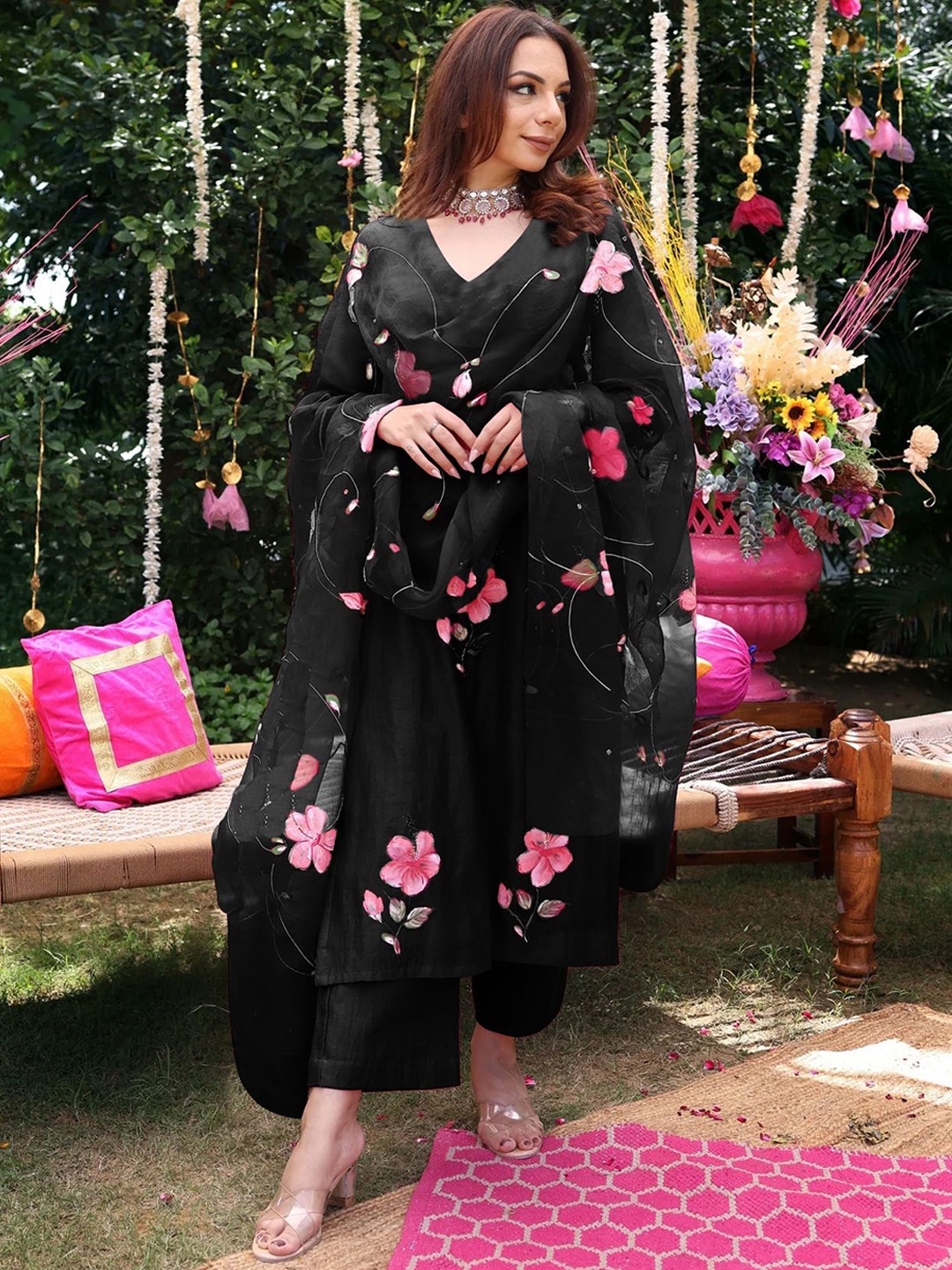 

Anni Designer Floral Printed V-Neck Straight Kurta With Palazzos And Dupatta, Black