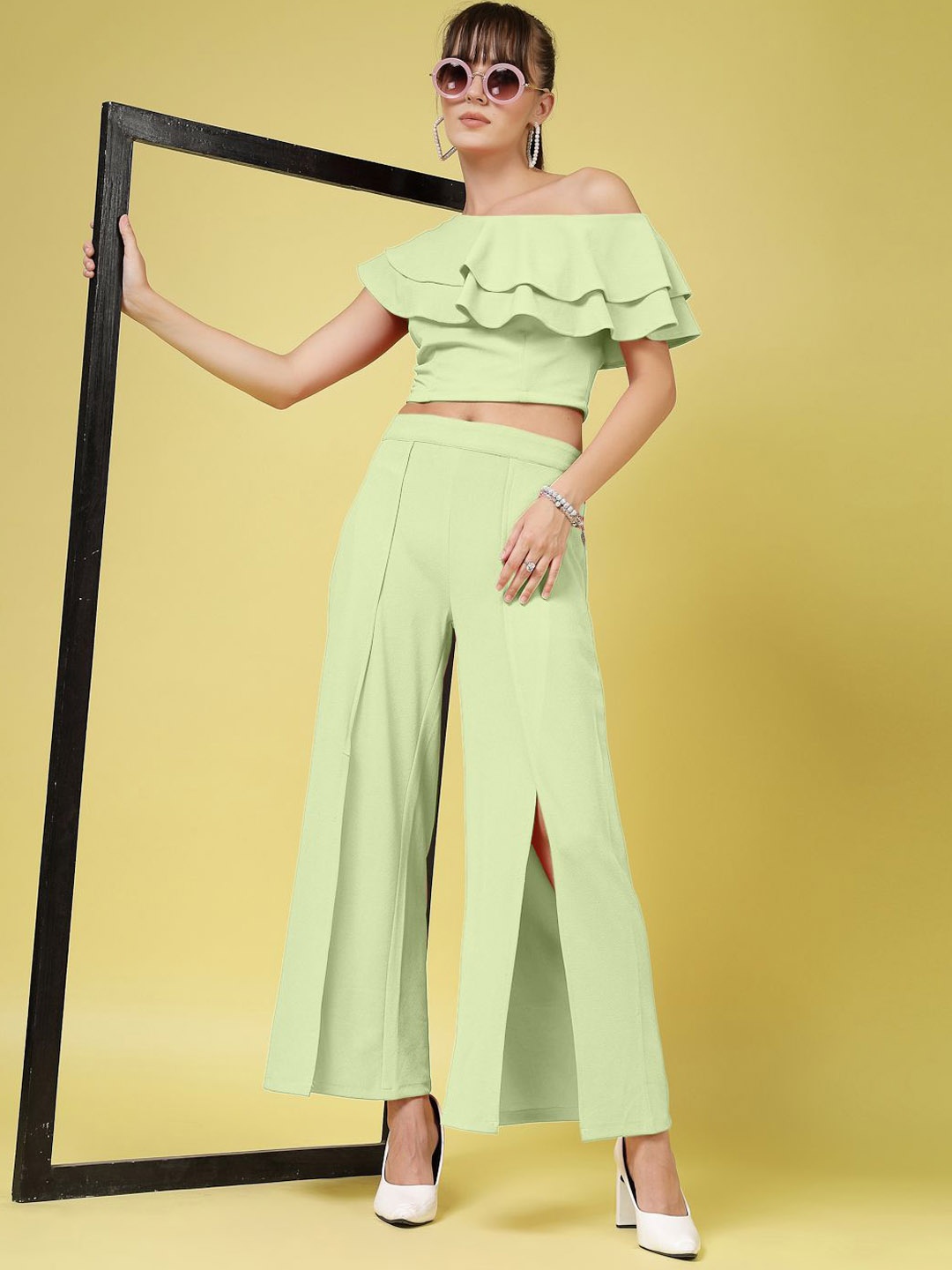 

Oomph! One Shoulder Neck Short Sleeves Top With Trouser, Green