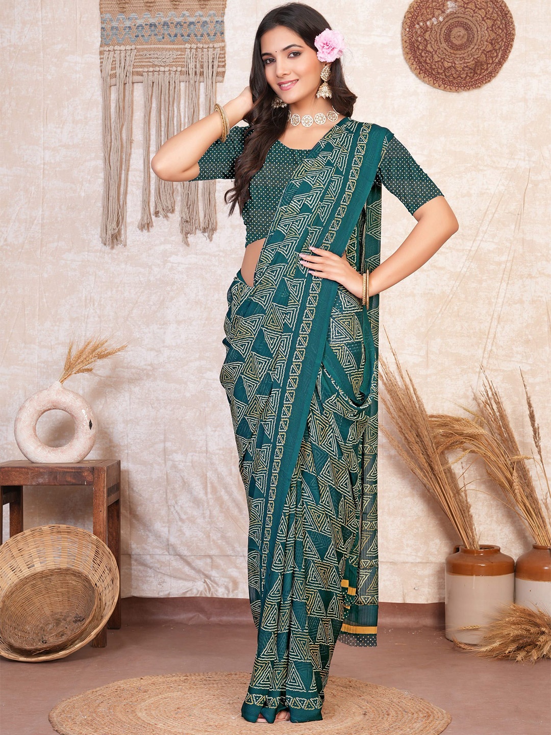 

EMV Women Ethnic Motifs Printed Pure Chiffon Saree, Teal