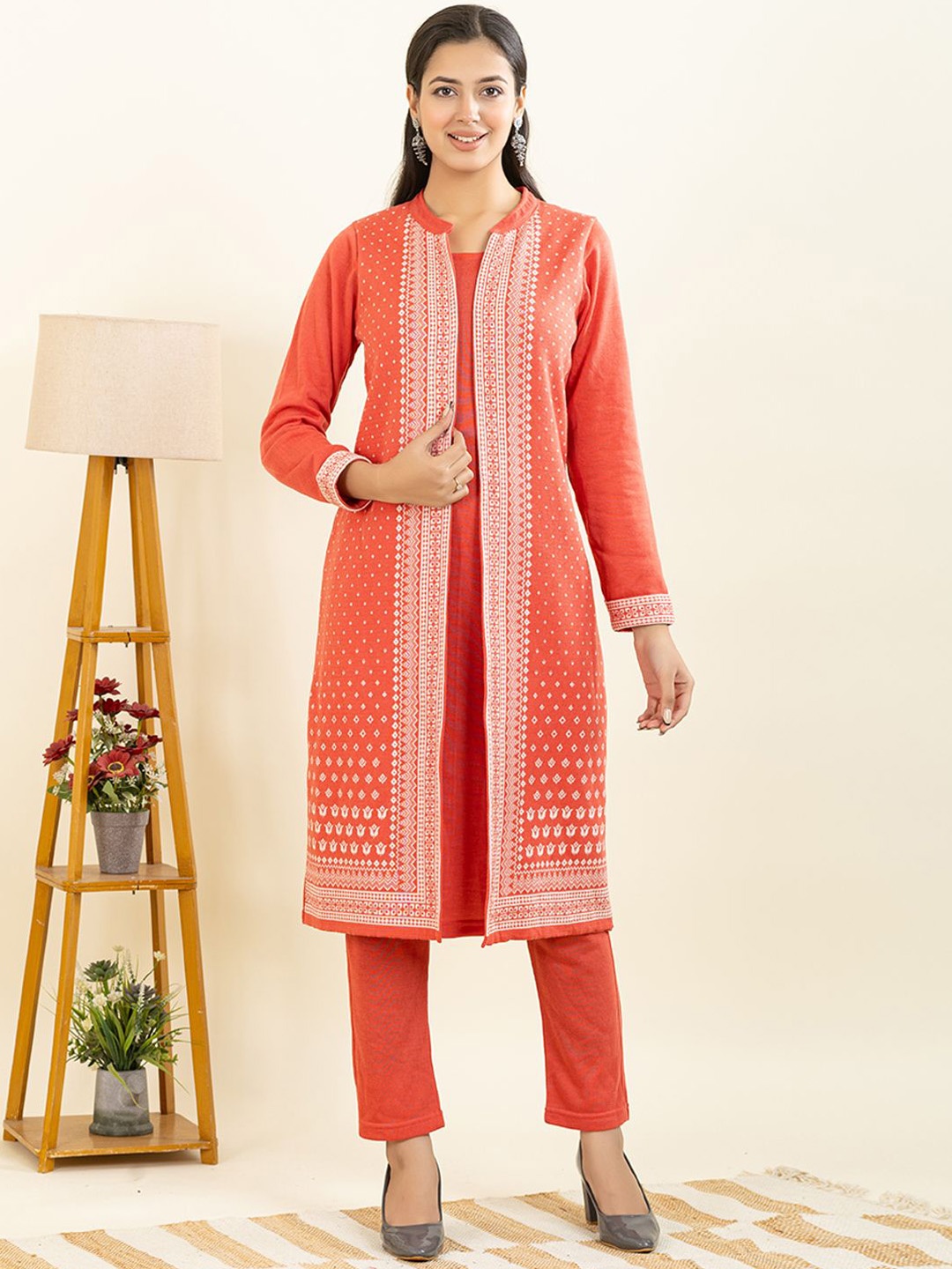 

Anouk Coral Ethnic Motifs Woven Design Mandarian Collar Straight Kurta With Trouser