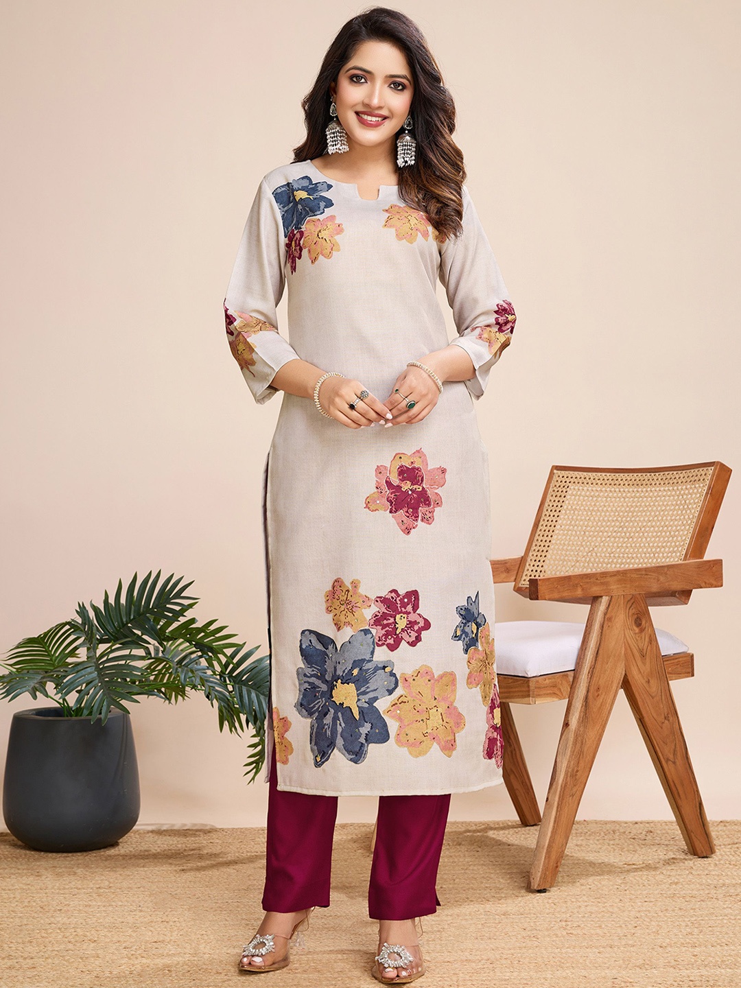 

MOJILAA Floral Printed Notch-Neck Sequinned Linen Silk Straight Kurta With Trousers, Beige