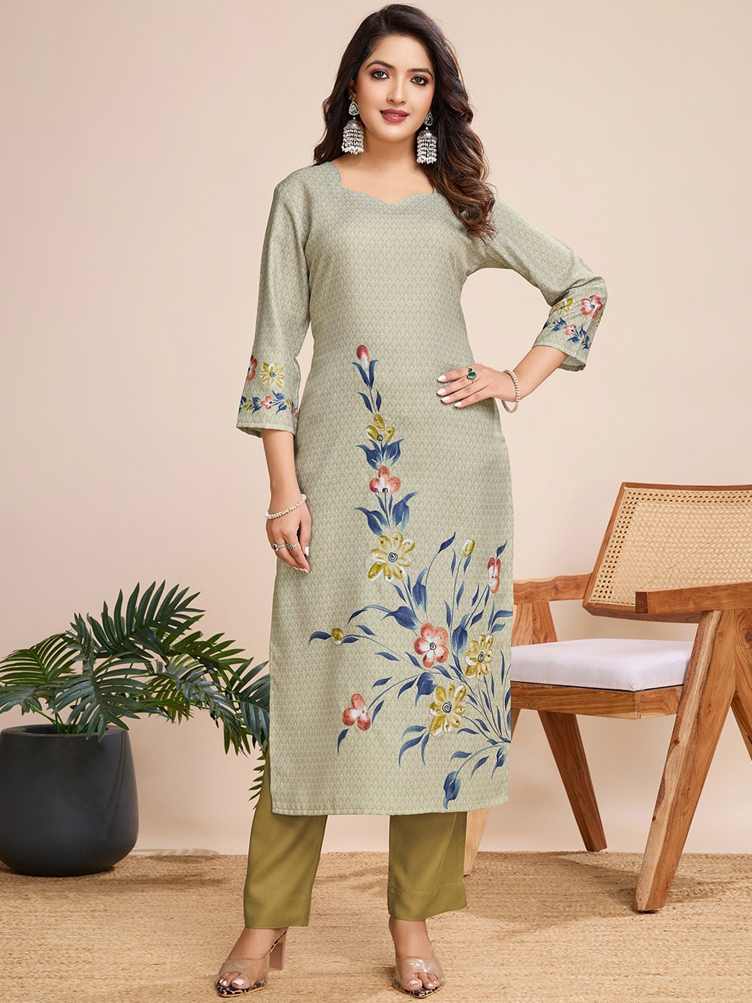 

MOJILAA Floral Printed Sweetheart Neck Linen Silk Straight Kurta With Trousers, Khaki