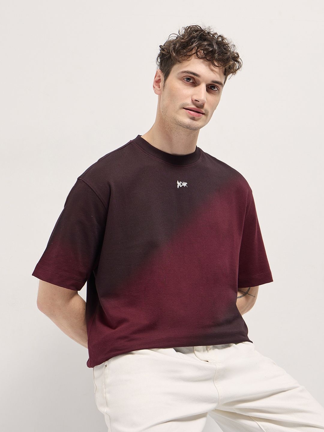 

THE BEAR HOUSE Men Dyed Round Neck Cotton Oversized T-shirt, Burgundy