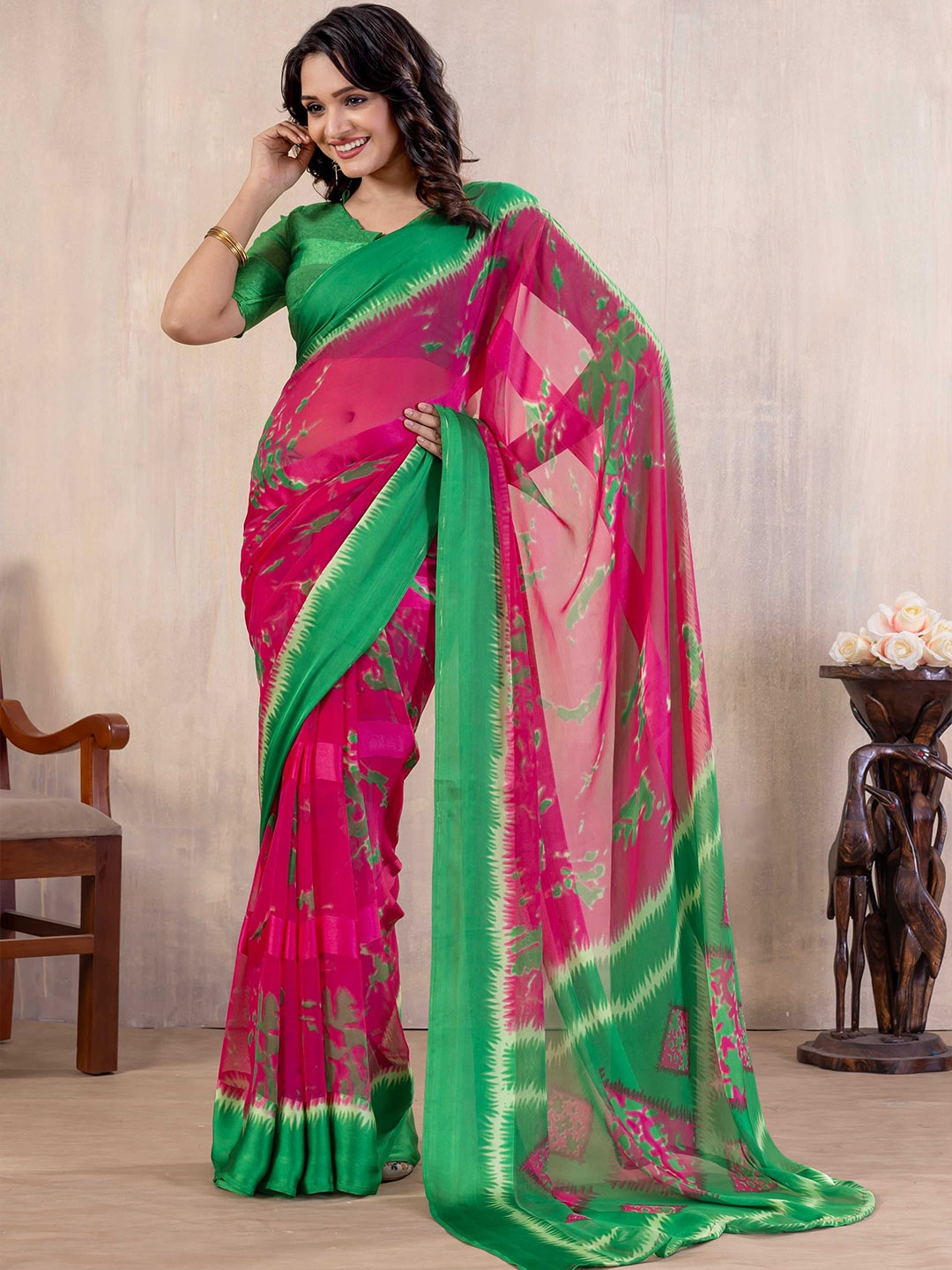 

Rhey Printed Fusion Saree With Blouse Piece, Pink