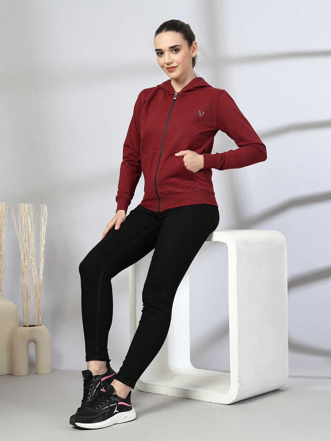 

UZARUS Women Hooded Front-Open Sweatshirt, Maroon