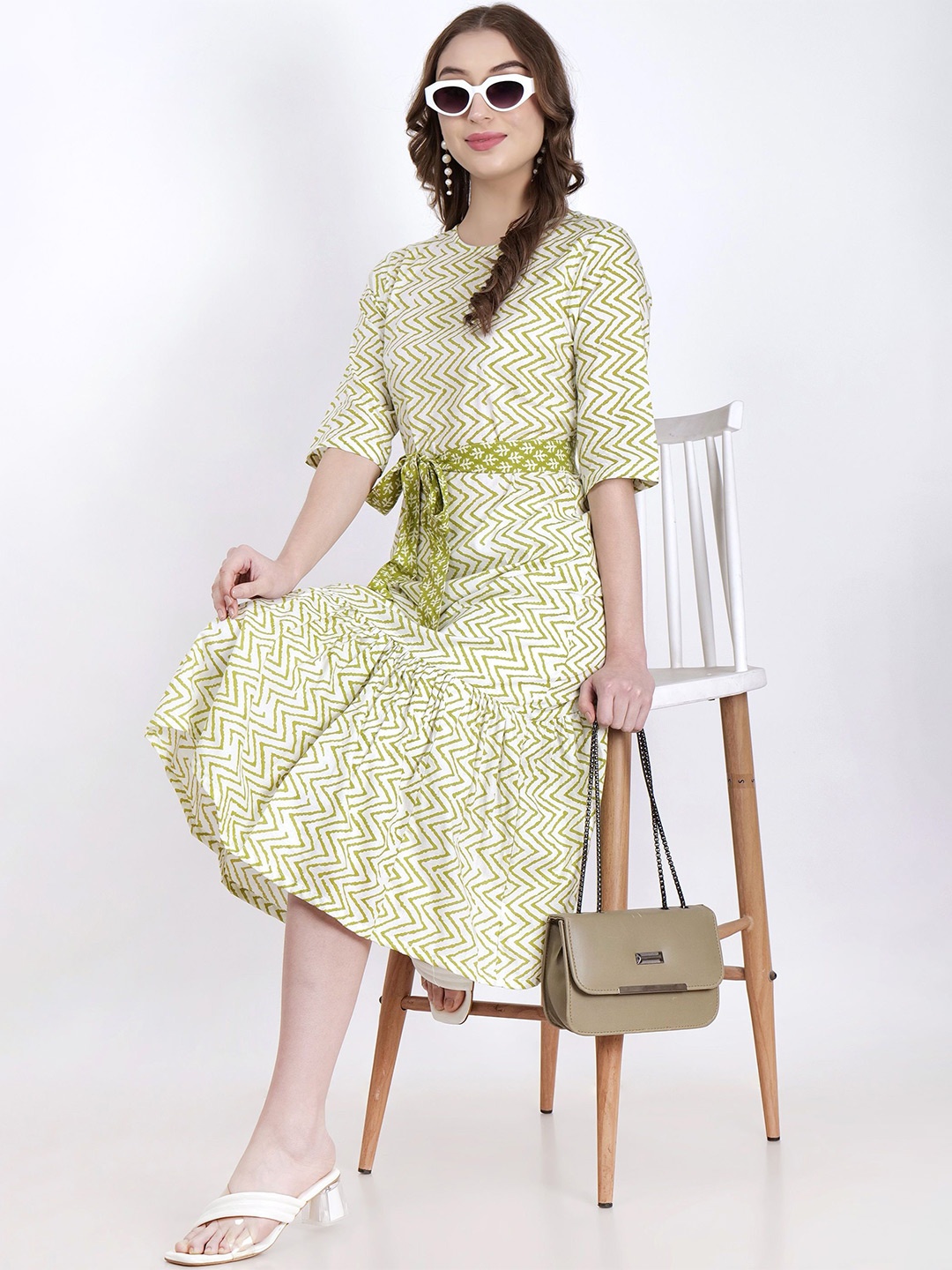

Jivitha Women Geometric Printed Cotton Fit & Flare Midi Dress, Green