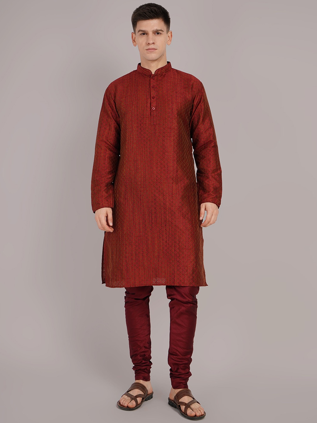 

Larwa Ethnic Motifs Woven Design Mandarin Collar Jacquard Weave Kurta With Pyjamas, Maroon