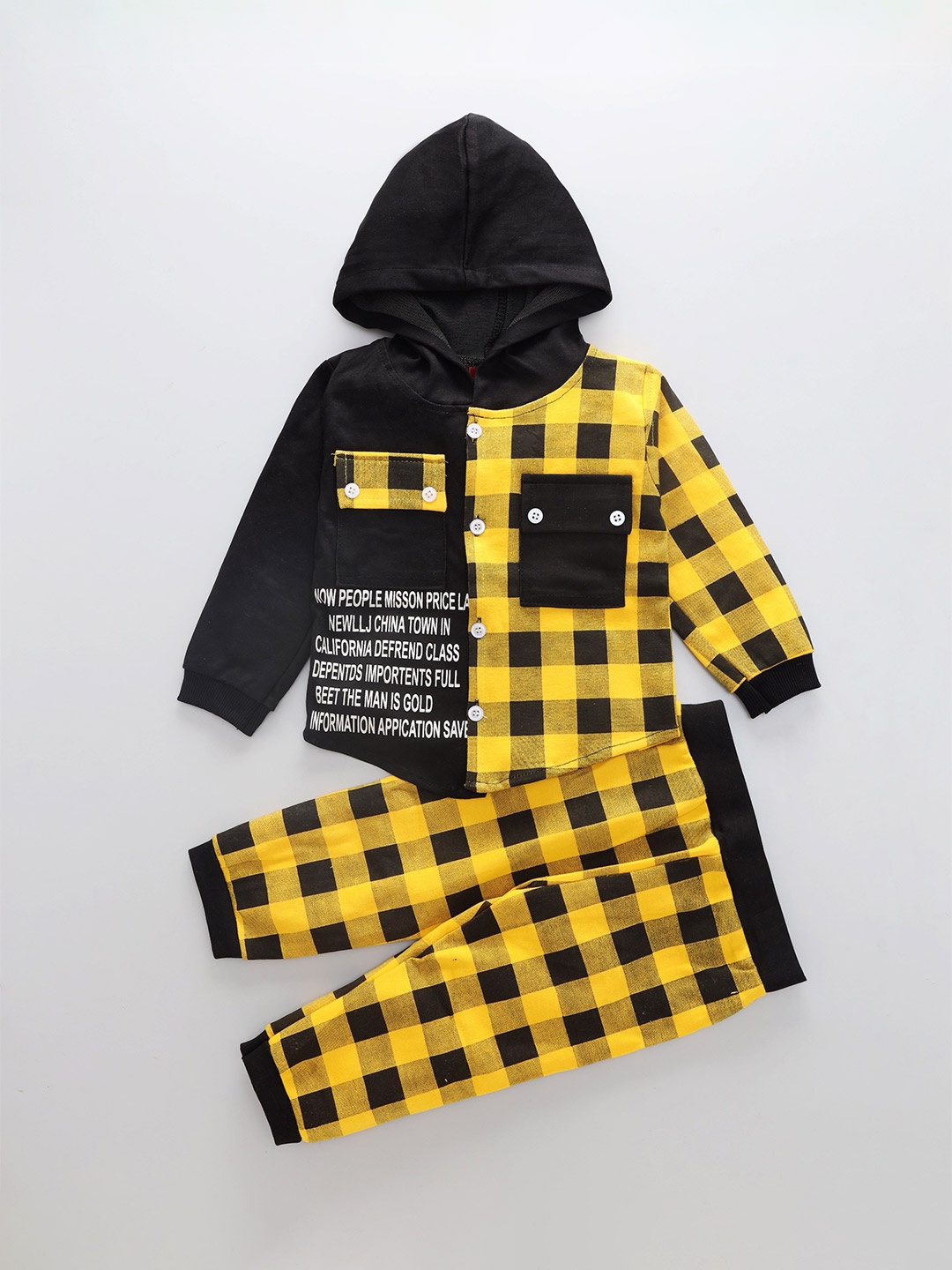 

Usman Harooni Collection Boys Checked Hooded Sweatshirt With Joggers, Yellow