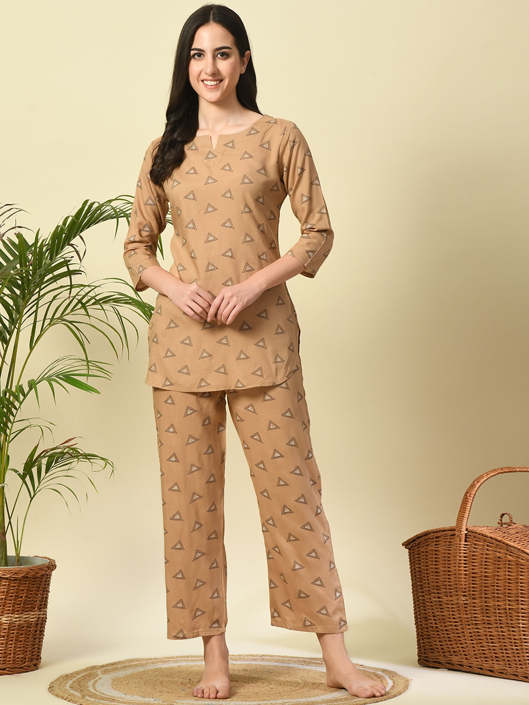 

Dreambe Women Night suit, Brown
