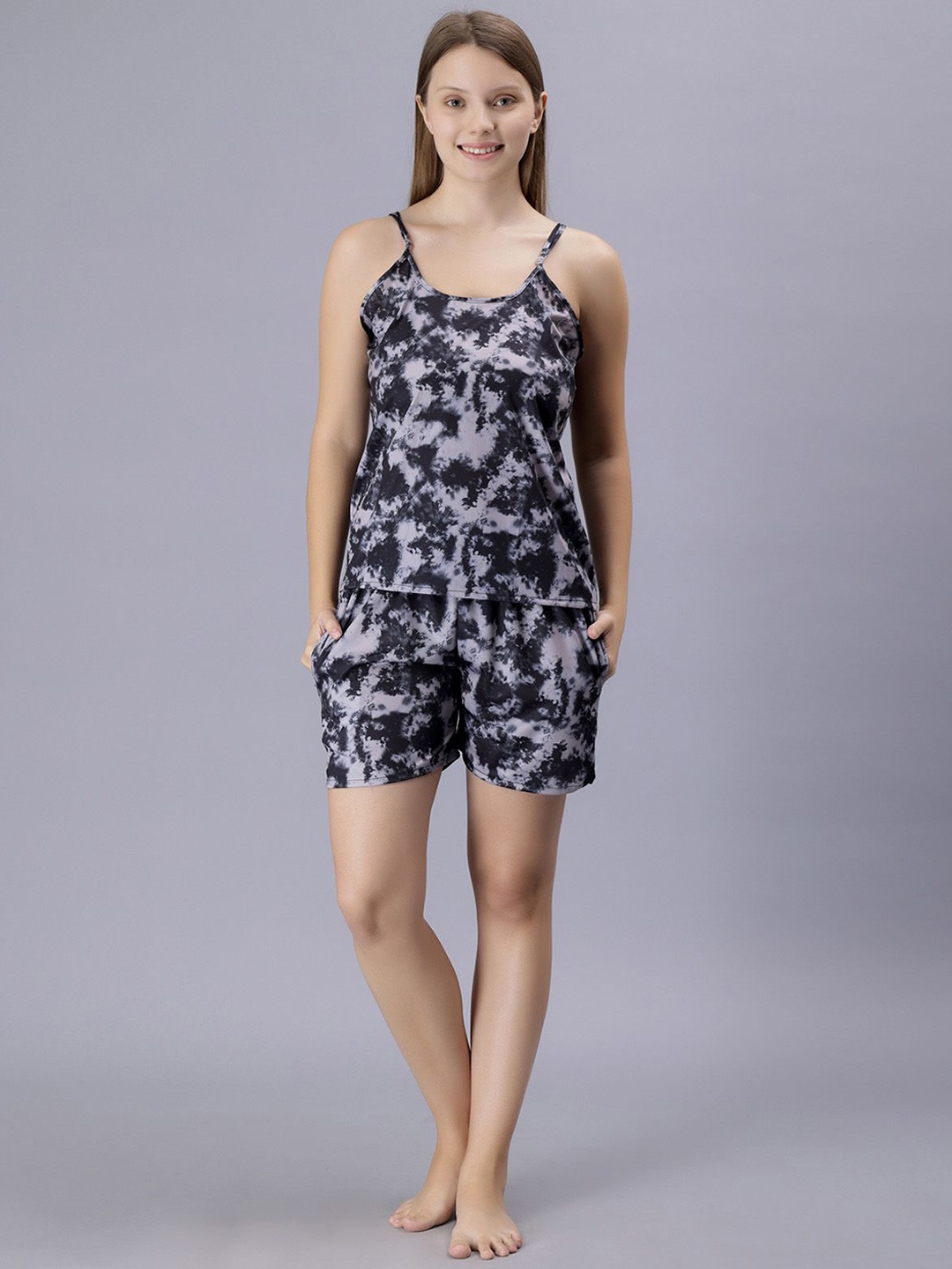 

XPIOX Women Printed Shoulder Strap Satin Night Suit, Black