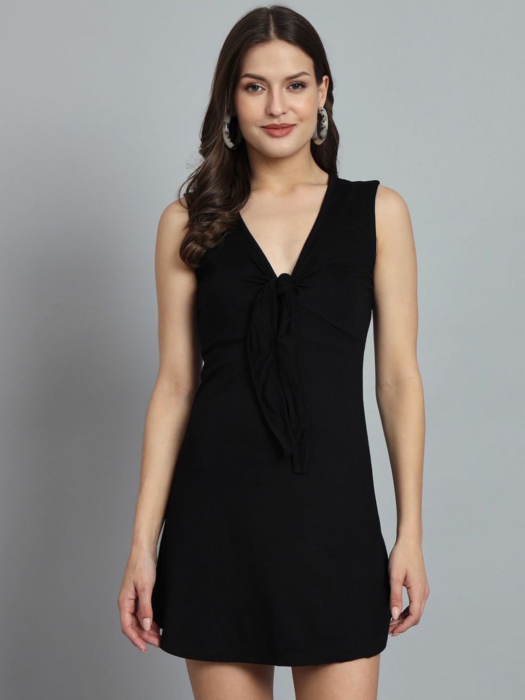 

ND & R Women Solid Stretchable Sleeveless Fit & Flare Tie Knot Dress, Black